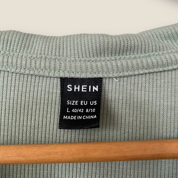 SHEIN Collared Crop Top - Picture 7 of 7